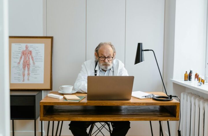 How Old Is Dr. Gundry? Age, Career Timeline, and Professional Milestones